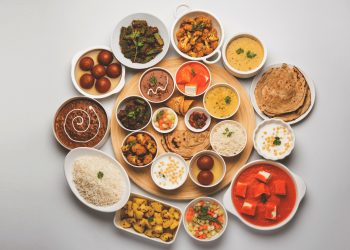 The Global Reverence for Indian Cuisine: Curry, Thali, and Naan