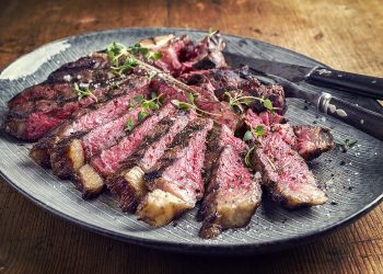 Authentic Italian Home Cuisine: The Purest Flavors, Featuring Florence’s ‘Bistecca alla Fiorentina’