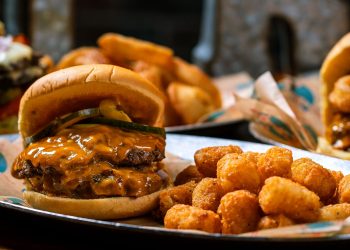 The Food in Small Bars: An Unmissable Experience