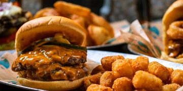 The Food in Small Bars: An Unmissable Experience