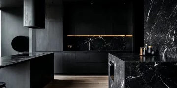 Dark Kitchens: The Rise of Ghost Restaurants in the Age of Delivery