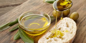 Olive Oil in Italian Cuisine: The Heart and Soul of Flavor and Health