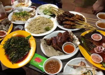 For Street Food Enthusiasts, Singapore and Hong Kong Offer a Rich Array of Authentic Eats