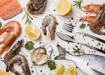 Sustainable Seafood and Local Ingredients: The Growing Trend of Eco-Conscious Dining in Restaurants
