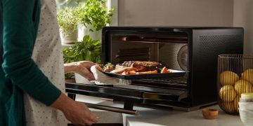 Smart Ovens: Revolutionizing Cooking with Automatic Temperature and Time Adjustments