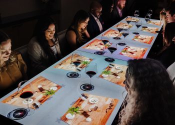 The Future of Dining: How Restaurants and Chefs Are Innovating with Fully Digital Dining Experiences